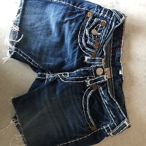 True Religion shorts sz 26